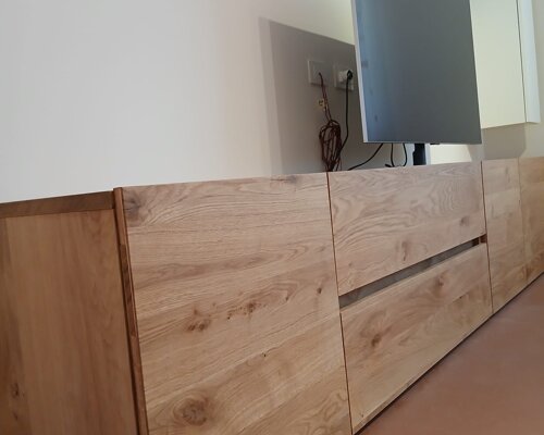 mobile tv in legno massello grezzo spazzolato 4 metri 